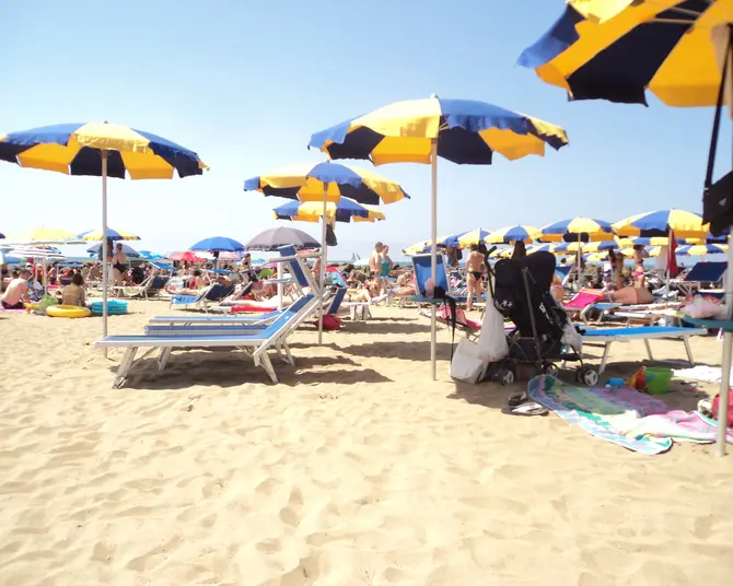 le spiagge più belle vicino roma spiaggia di santa severa